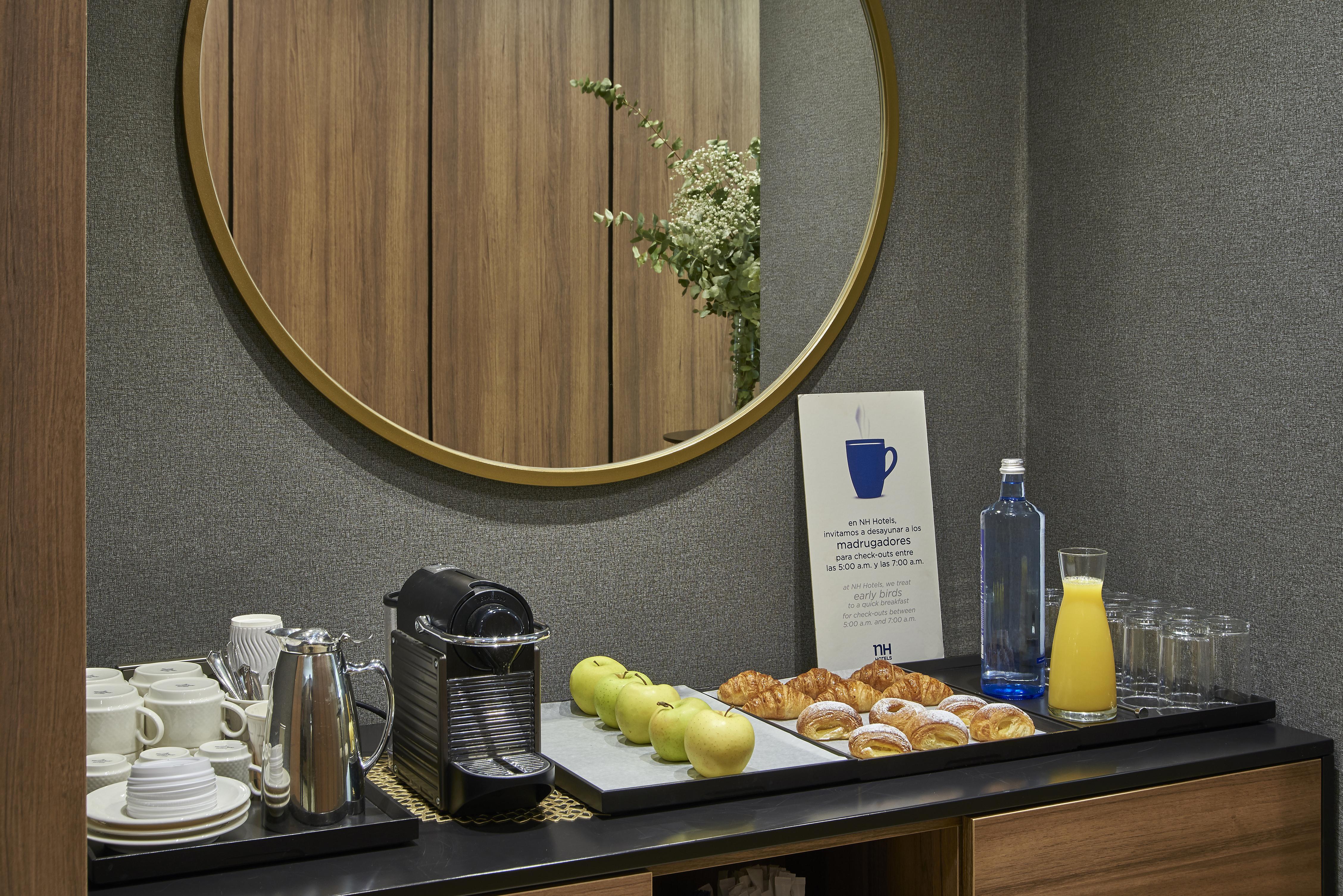 Nh Ciudad De 3* Valenza